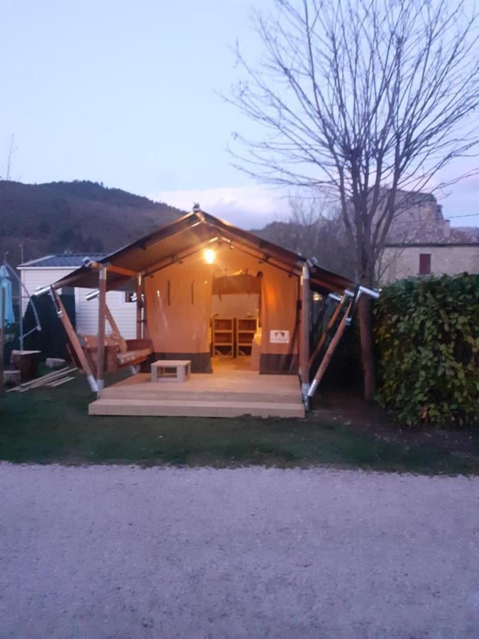 Camping Les Lavandes, Castellane Eksteriør bilde